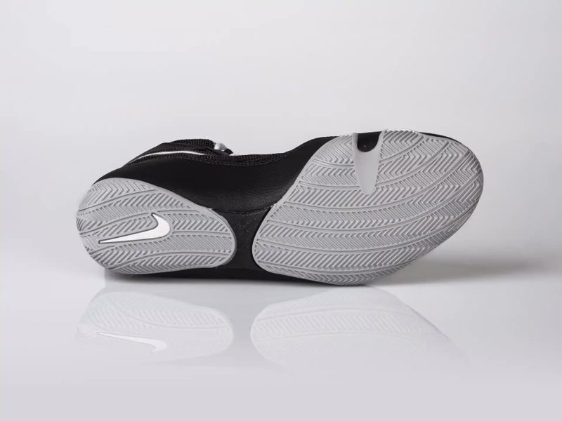 NIKE MACHOMAI 2 papoutsia pugaxias - BLACK/grey